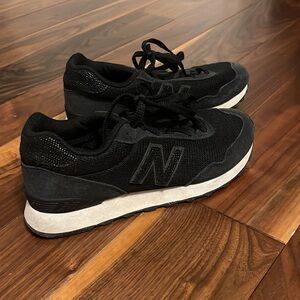 Black new balance sneakers